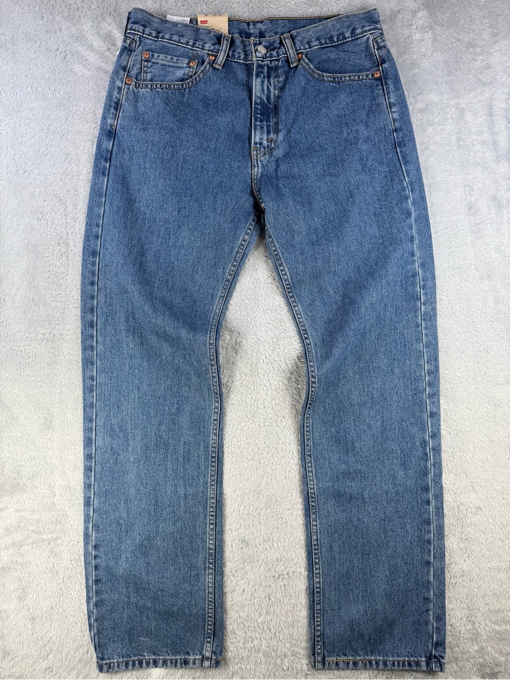 NWT Levi’s 505 Regular Fit Straight Leg Jeans Men’s 32x32 Medium Wash